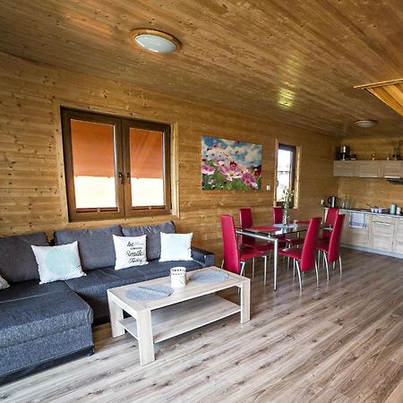 Sea View Holiday Home In Mielno With Balcony Extérieur photo